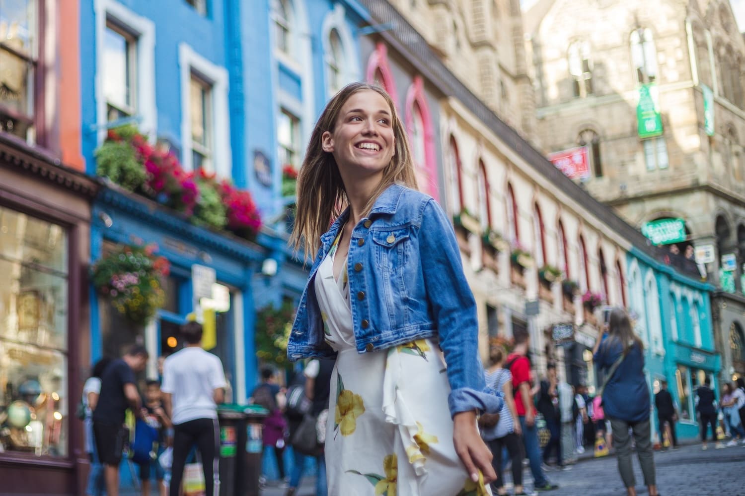 Girl on Victoria street in Edinburgh, moving to the UK as an occupational therapist